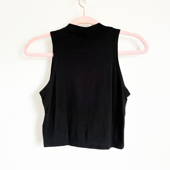 NWT Boohoo Black Tall Victoria Mock neck crop top sz 6 - Picture 4 of 4